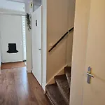 Homestay Den Haus *