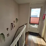 Den Haus Homestay