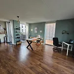 Den Haus Alloggio in famiglia L'Aia