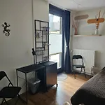 Den Haus *