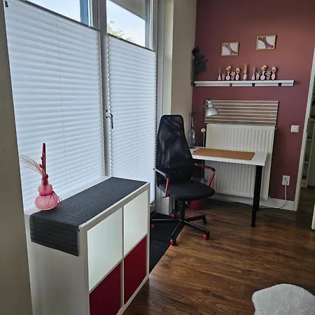 Den Haus Privatunterkunft *
