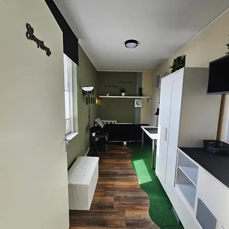 Privatunterkunft Den Haus