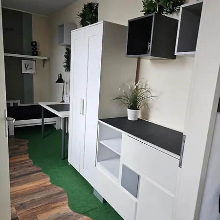 Privatunterkunft Den Haus
