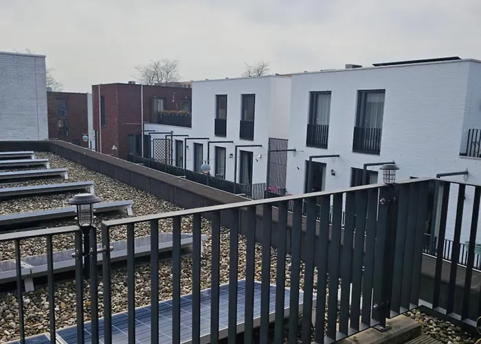 Den Haus ホームステイ