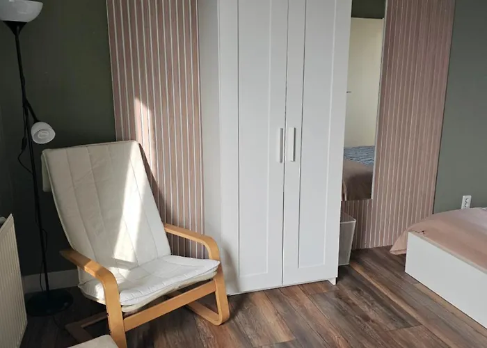 Den Haus ホームステイ デン・ハーグ