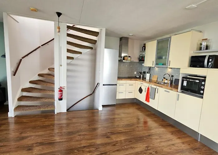 Den Haus Accommodatie bij particulieren *